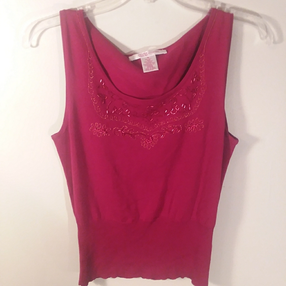 Y479. Nine & Company. Red tank top, medium